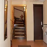 Апартаменты Theodora *
